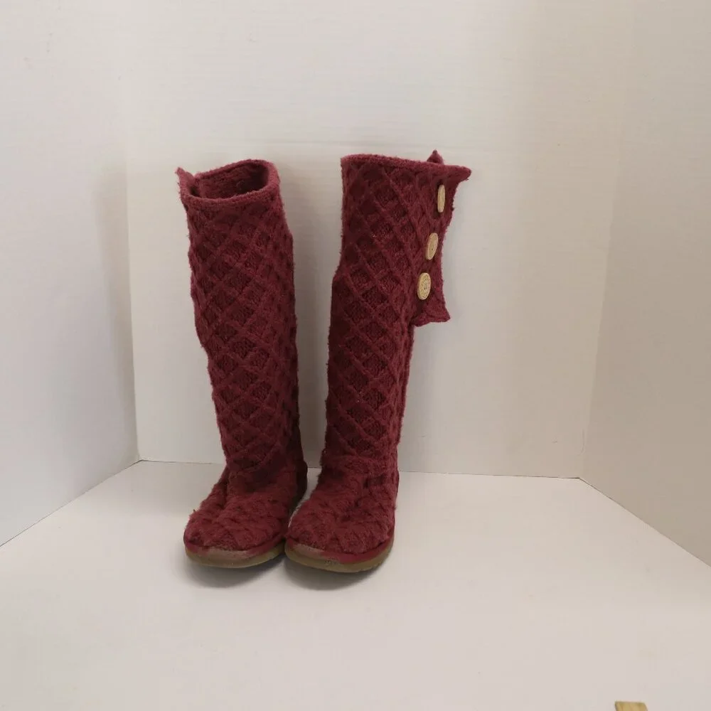 UGG Women's Sock‎ Boot Maroon Size 7 Made in Australia Upper Material Cotton